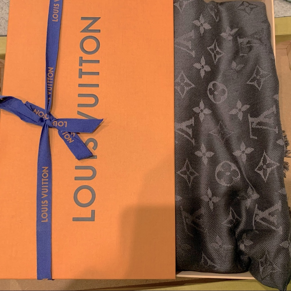 Authentic Louis Vuitton shawl; charcoal gray